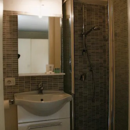 Young Bed & Breakfast Catania